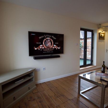 Spacious Apartment With Roof Terrace, Near The Waterfront, ايبسويتش المظهر الخارجي الصورة