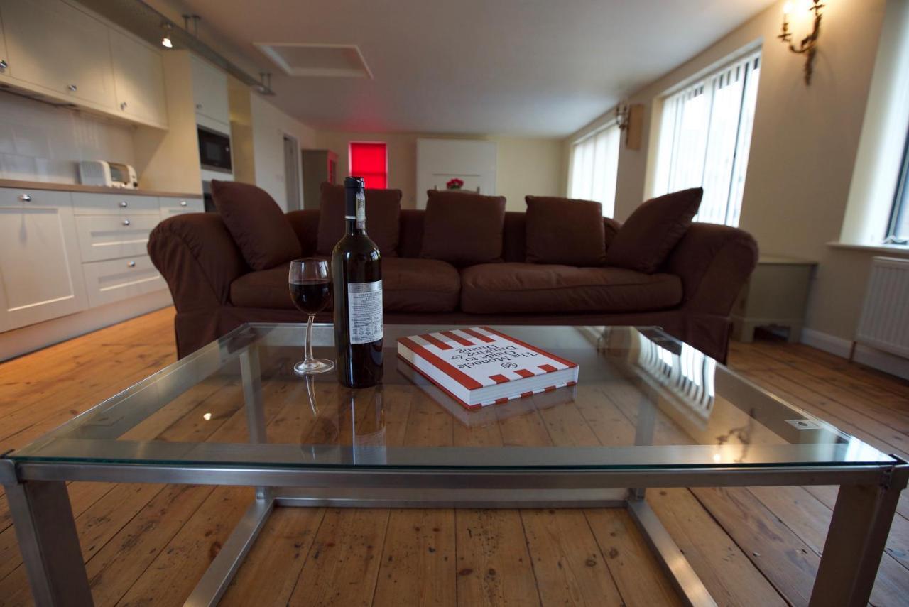 Spacious Apartment With Roof Terrace, Near The Waterfront, ايبسويتش المظهر الخارجي الصورة